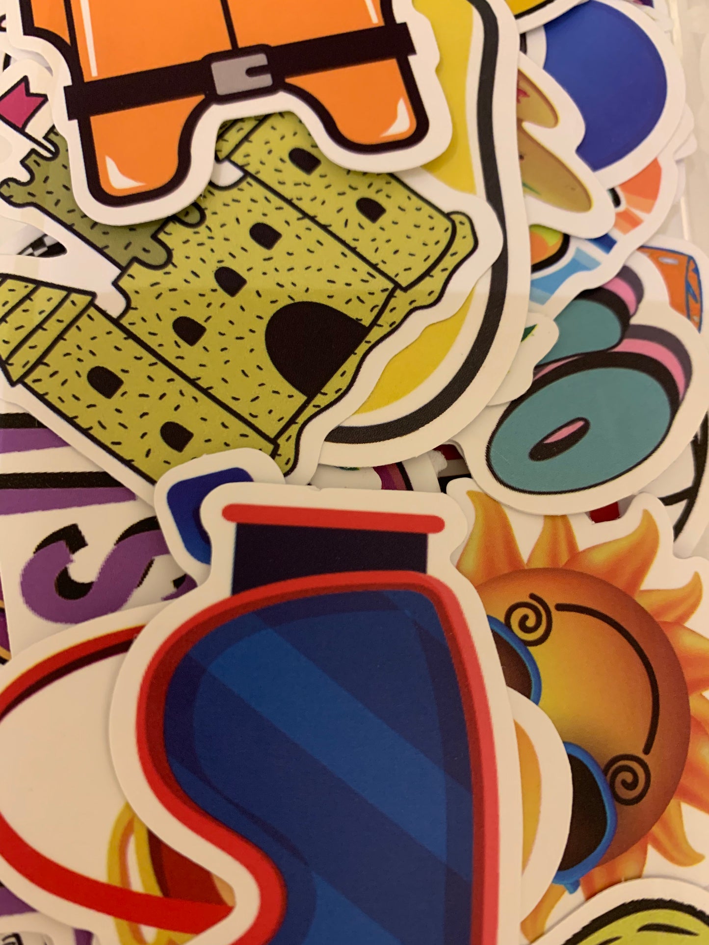 Normal stickers (10 mystery stickers)